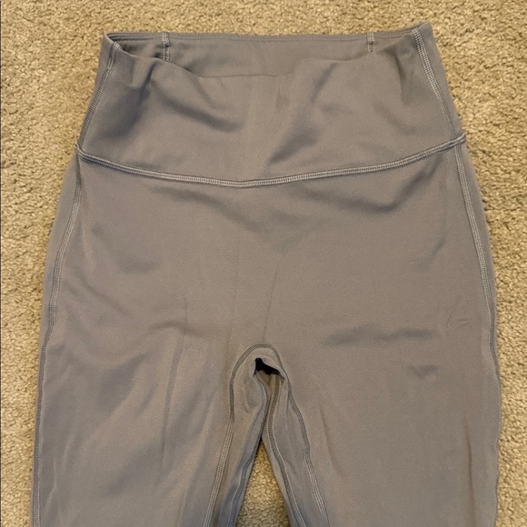 Fabletics Gray Leggings - Picture 6 of 6